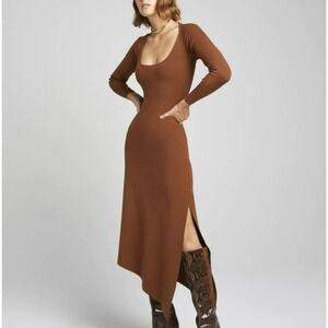 strapless open back dress Zora One Shoulder Pleated Midi Dress main image 0